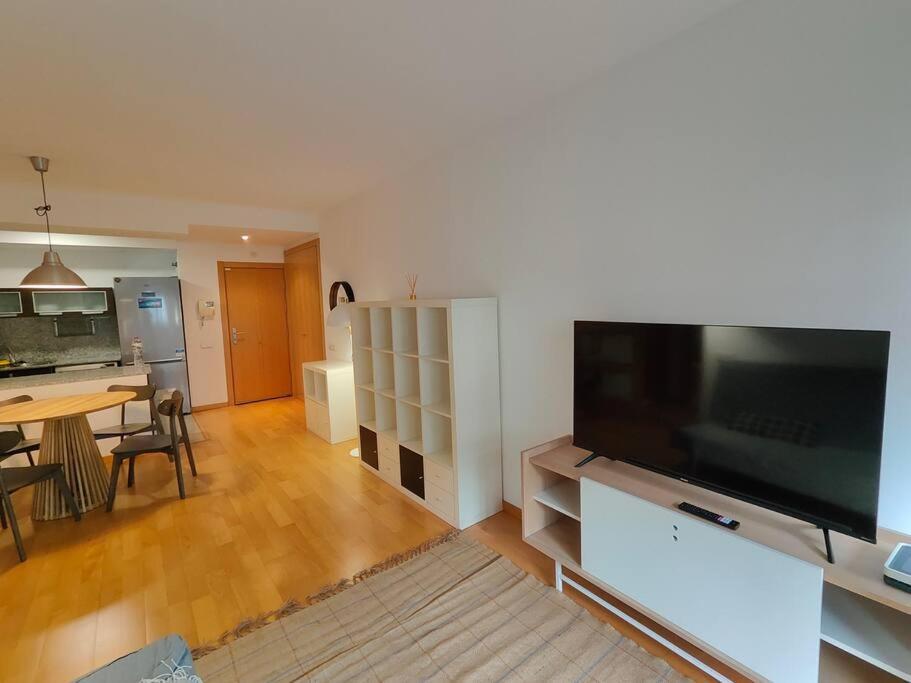 סנט אדריה דה בסוס Cozy Apartment Forum Beach מראה חיצוני תמונה